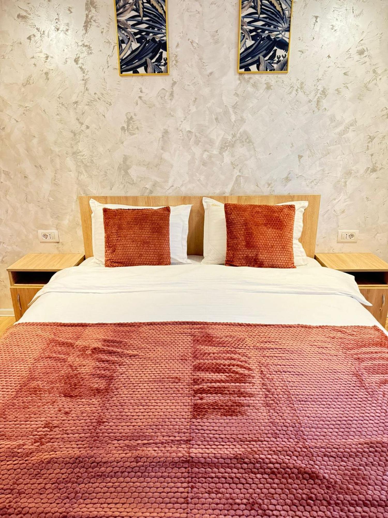 Glam Apartments Lipatti Near Iulius Mall And City Center Тимишоара Экстерьер фото